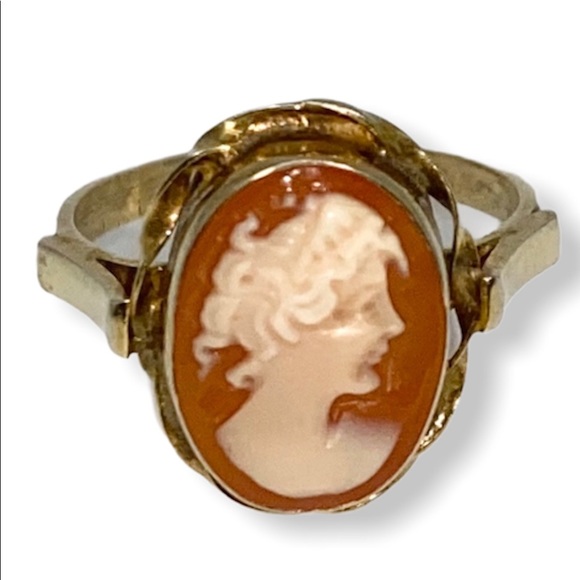 Jewelry - Cameo Ring, Vintage, Carved, Italy